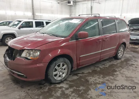 2012 Chrysler Town & Country Touring z USA, uszkodzony, nr VIN 2C4RC1BG7CR186421